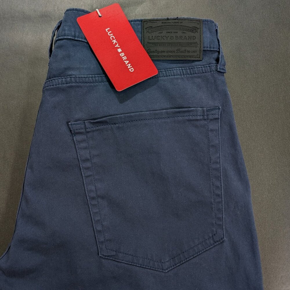 Lucky Brand 223 Straight Leg Advanced Stretch Pants Mens Size 34x32 38x30